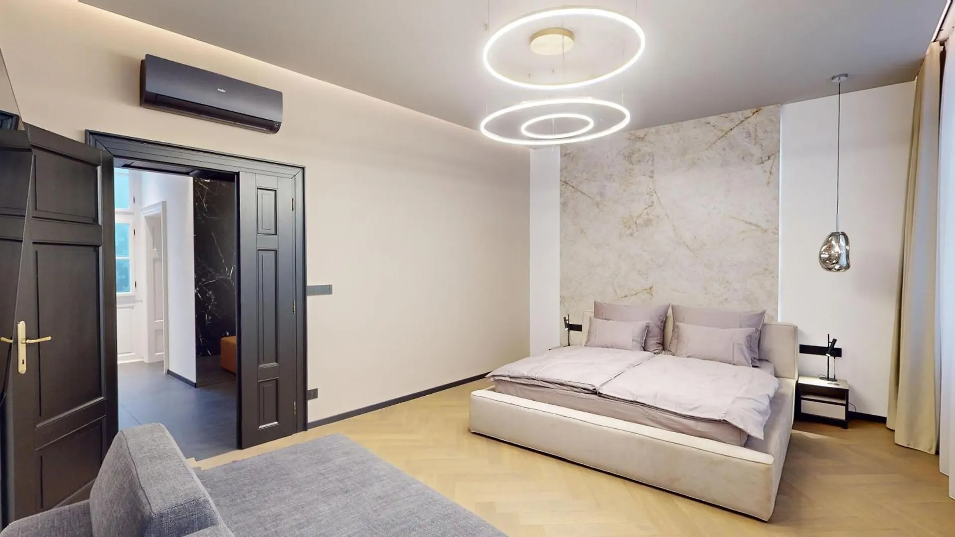 Naprstek Castle View Residence Praga